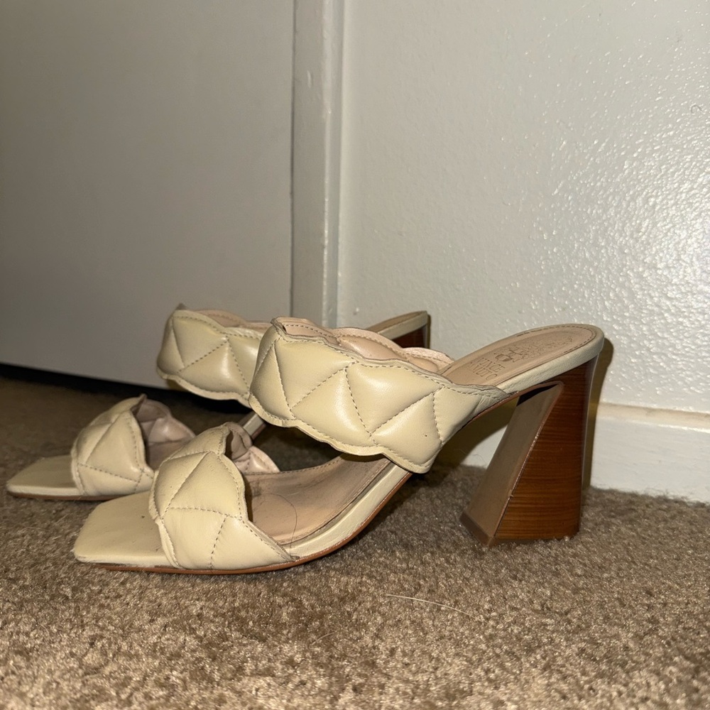 Vince Camuto Cream Quilted Heels